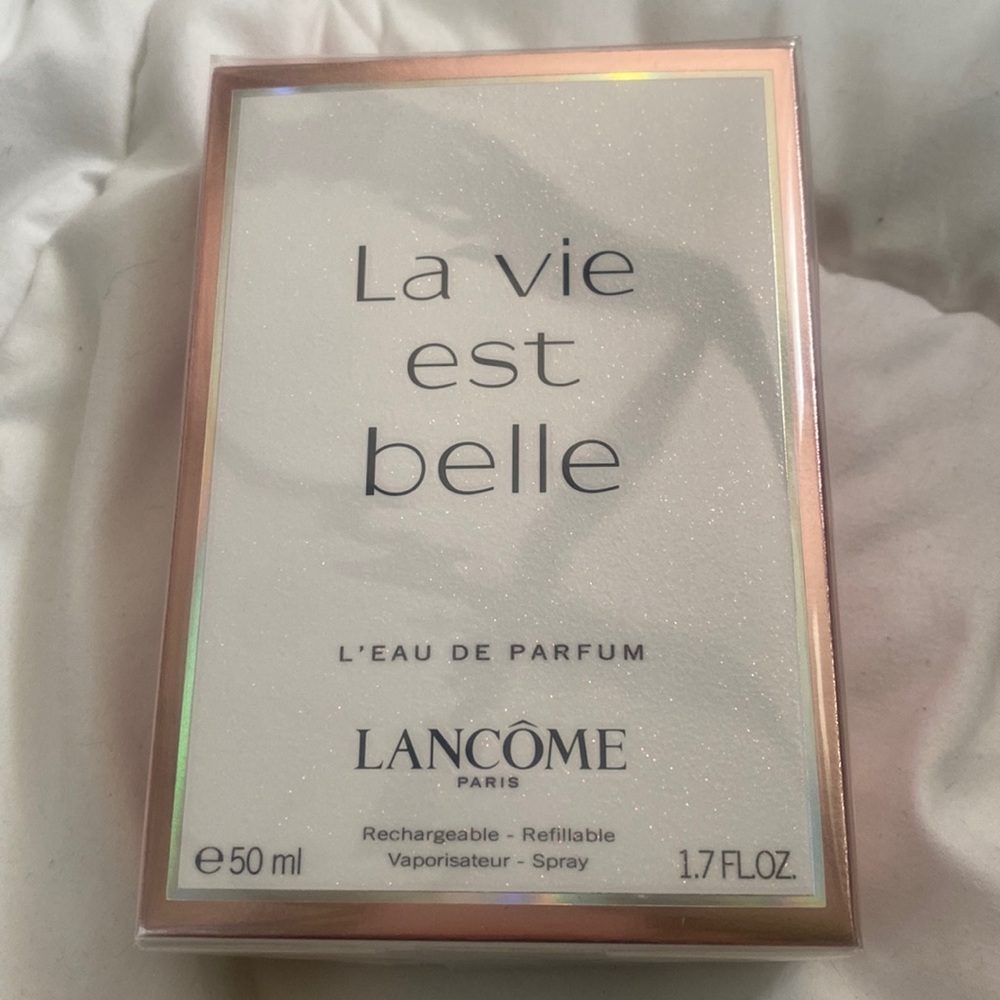 la vie est belle , sealed , 50 ml , refillable bottle